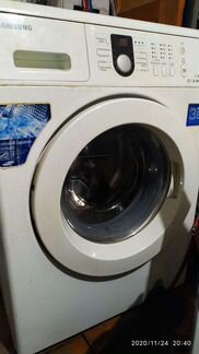 Стиральная машина Samsung ; wf8500nhw