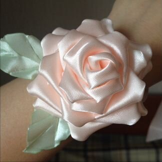 Набор бутоньерок для подружек невесты