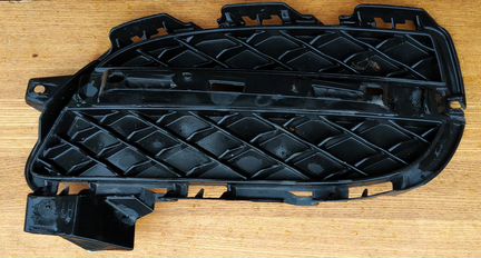 Заглушка переднего бампера Jaguar