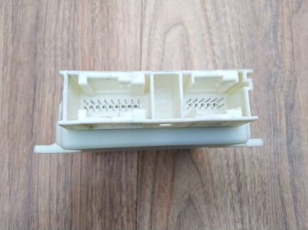 Блок управления парктрониками Mercedes W221 W216