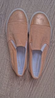 Кеды (слипоны) женские новые Pull&Bear