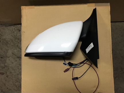 Зеркало боковое Mercedes c205