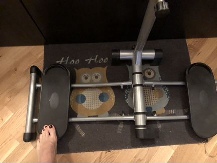 Тренажер для ног