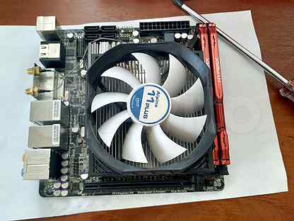 Intel i5 4400. Intel i4514y 2ghz/150w 16c/30mb ddr5 4400mt/s.