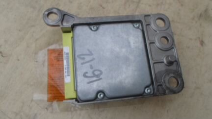 Блок SRS Ниссан Альмера Н16 Nissan Almera N16