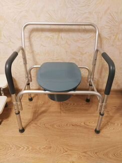 Кресло туалет для инвалидов и немобильных граждан