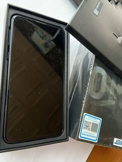 Samsung Galaxy S10e 6/128Gb черный идеальный