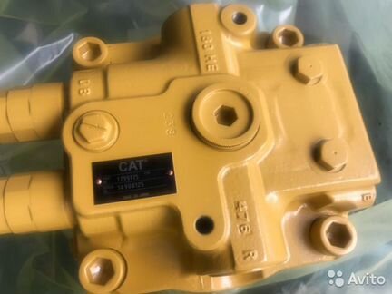 Гидромотор редуктора поворота CAT324D 325D