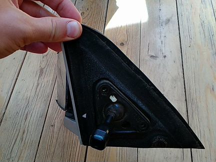 Зеркало водителя на Тойота Королла /Toyota Corolla