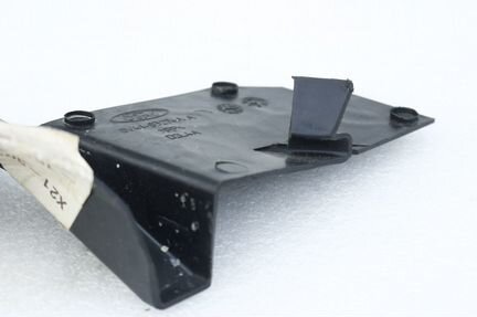 Дефлектор радиатора левый Ford Kuga 2008-12