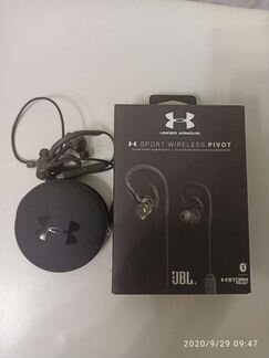 Беспроводные наушники Under Armour JBL