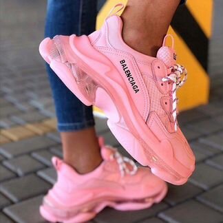 Balenciaga triple s