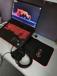 Игровой ноутбук Asus с игровым комплектом