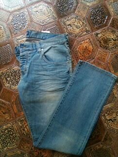 Armani новые джинсы и футболка