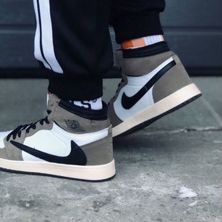 Кроссовки nike jordan