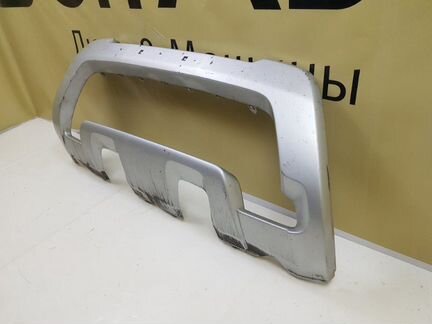 Накладка бампера передняя Renault Duster