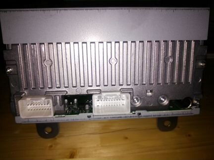 Штатная магнитола Mitsubishi Pajero 4