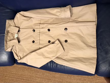 Плащ Zara для девочки 152 см. Б/У