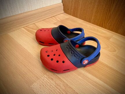 Детские Crocs (р-р С9)