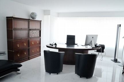 Библиотеки и кабинеты Globe Wernicke