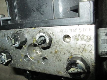 Блок ABS 4B0614517G
