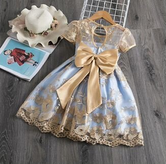 Нарядное праздничное платье для девочки новое