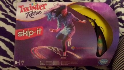 Игра Твистер Рейв Скип Ит от Hasbro