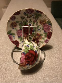 Чашка фарфоровая с блюдцем и подставкой