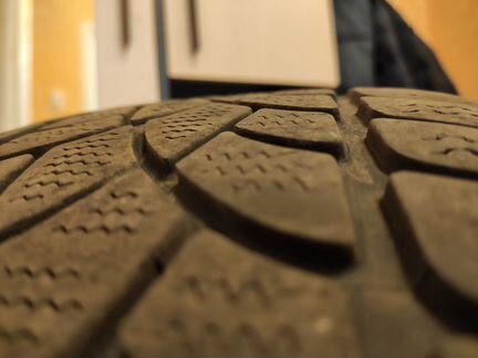 Зимние шины липучка Dunlop R18