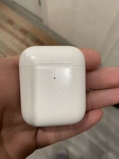 Продаю airpods оригинал