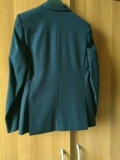 Школьный костюм 152 см