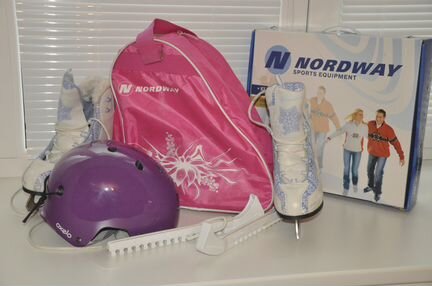 Коньки фигурные утепленные Norwey Shine