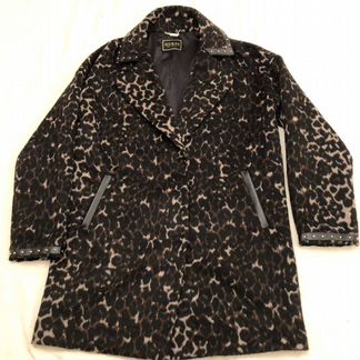 Пальто Guess новое