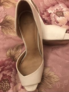 Туфли белые кожаные Zara