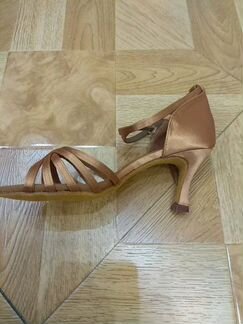 Туфли латина новые 37р 7см каблук