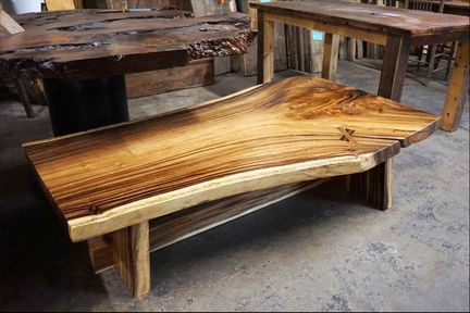 Стол из массива