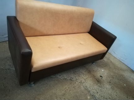 Диван эко кожа - белый/коричневый 163/71/90