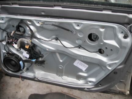 Мотор стеклоподъемника перед R 3B4837752 vw passat