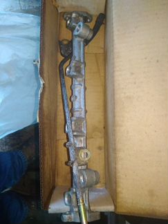 Продам б/у топливную рейку (сток). Mitsu Evo тме