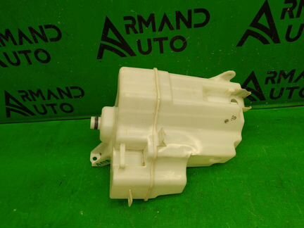 Бачок омывателя Toyota Rav4 CA40 2012-2015