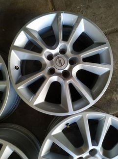 Диски бу оригинал R17 P на Opel